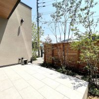 植物と虫との関係を考えた新築外構の植栽